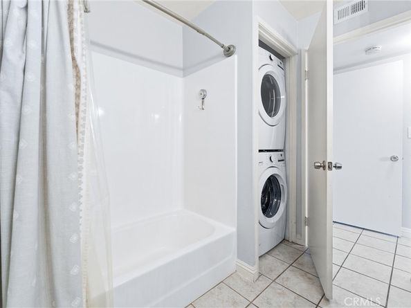 628 Daisy Avenue 311, Long Beach CA 90802