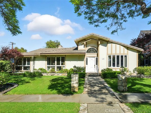 1210 Los Altos Avenue, Long Beach CA 90815