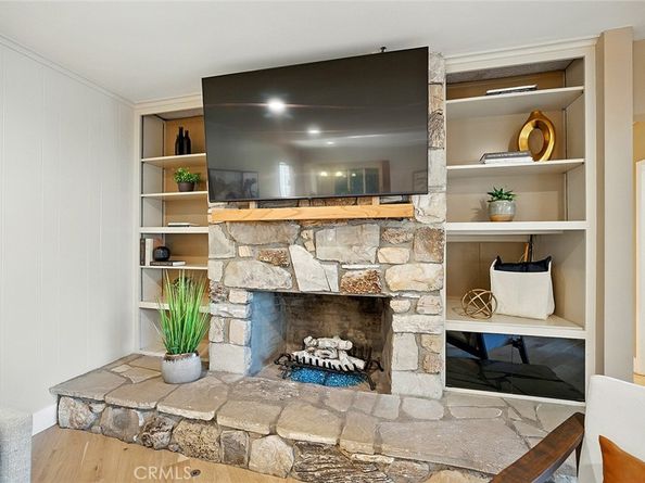 1210 Los Altos Avenue, Long Beach CA 90815
