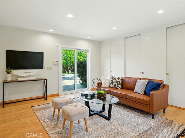 1210 Los Altos Avenue, Long Beach CA 90815