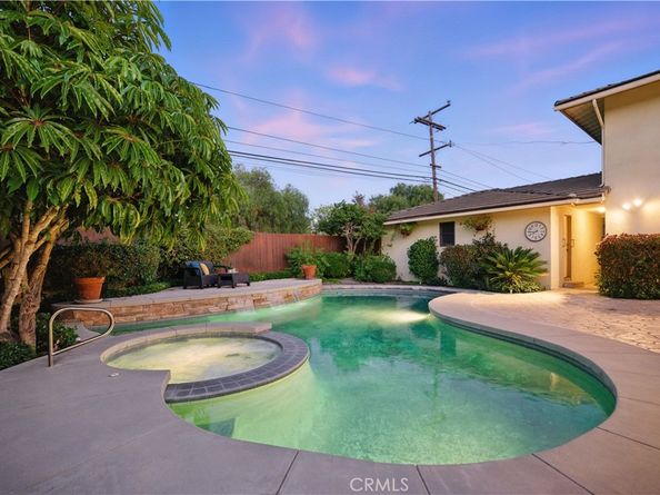 1210 Los Altos Avenue, Long Beach CA 90815