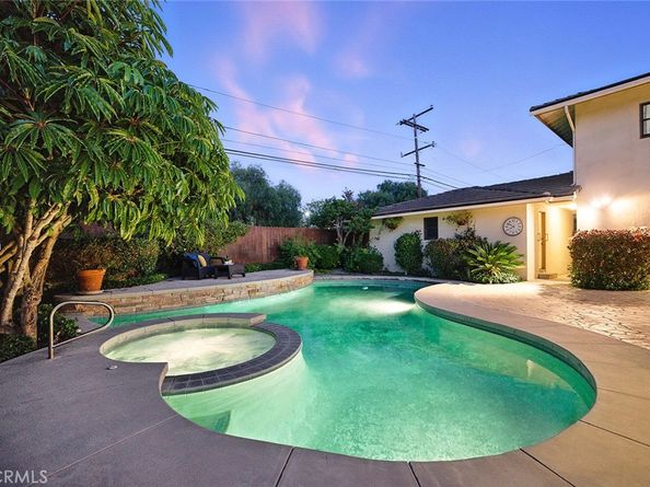 1210 Los Altos Avenue, Long Beach CA 90815