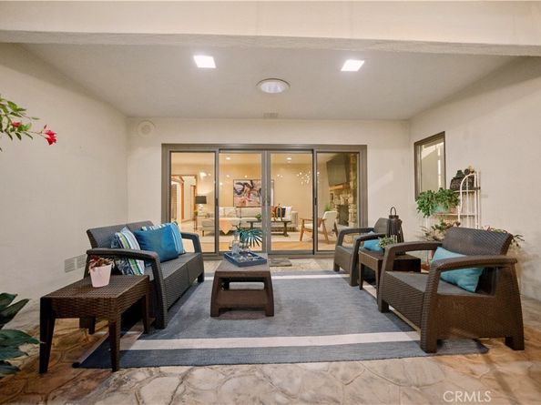 1210 Los Altos Avenue, Long Beach CA 90815