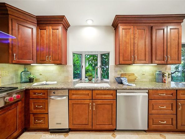 1210 Los Altos Avenue, Long Beach CA 90815