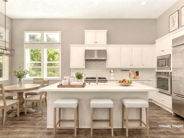 4822 Nelson Court, Carlsbad CA 92010