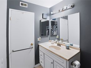1101 W Macarthur Blvd #157, Santa Ana CA 92707