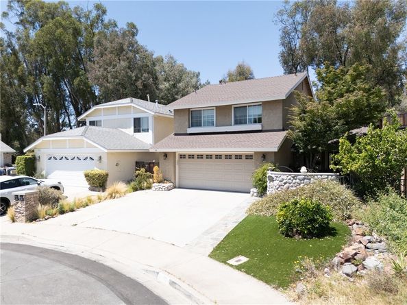 27061 Springwood Circle, Lake Forest CA 92630
