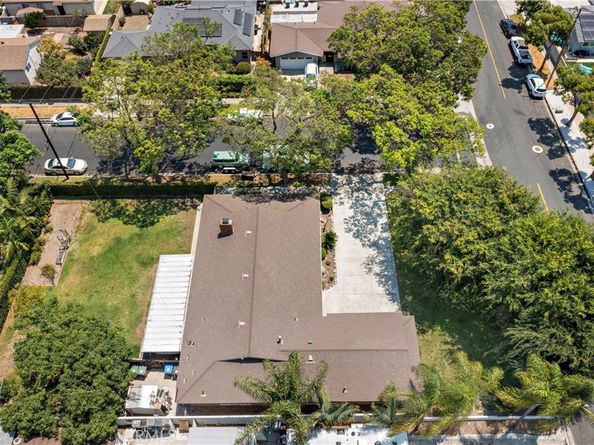 2304 Lewis Street, Santa Ana CA 92706