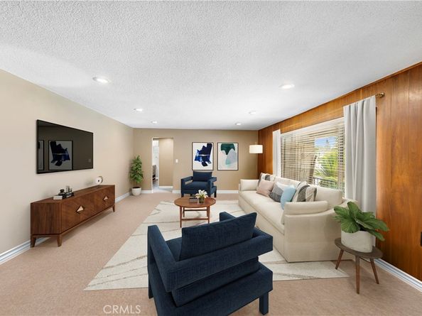 2304 Lewis Street, Santa Ana CA 92706