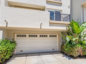 19315 Brooktrail Lane, Huntington Beach CA 92648