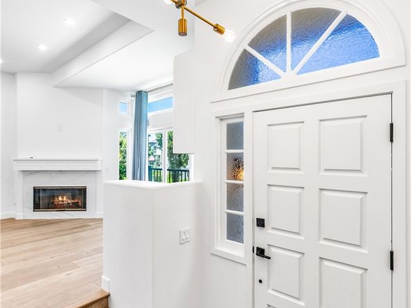19315 Brooktrail Lane, Huntington Beach CA 92648