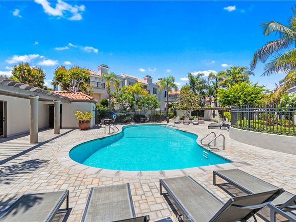 19315 Brooktrail Lane, Huntington Beach CA 92648