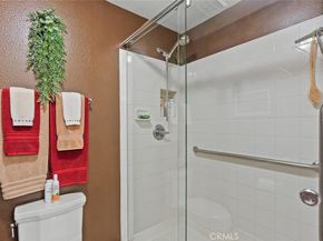 10 Glenhurst 37, Irvine CA 92604