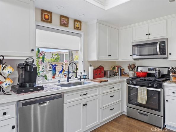 10 Glenhurst 37, Irvine CA 92604