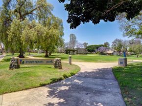 10 Glenhurst 37, Irvine CA 92604