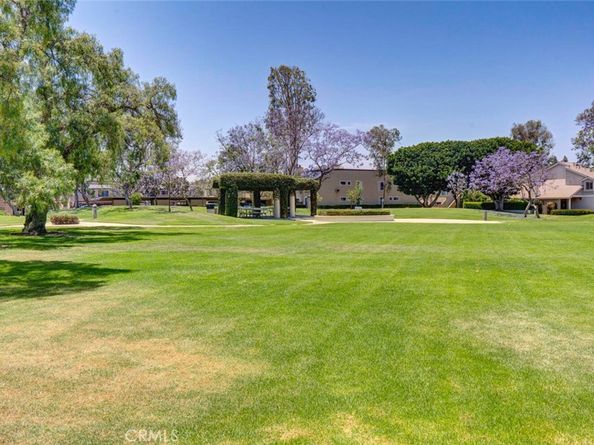 10 Glenhurst 37, Irvine CA 92604