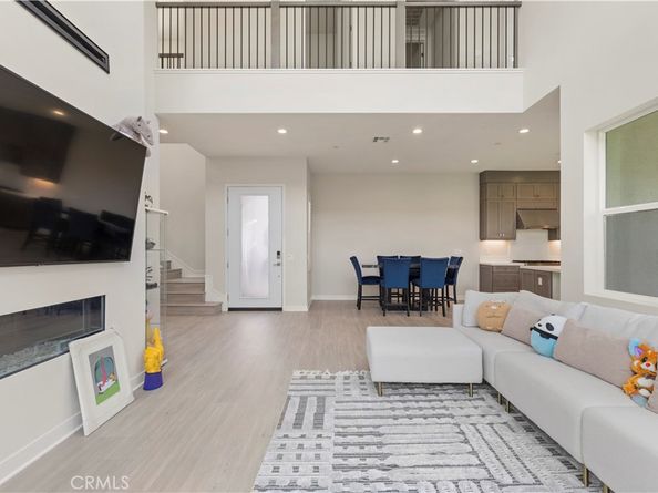 120 Holliston, Lake Forest CA 92630