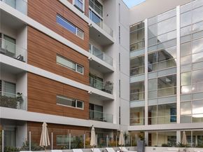 6735 Yucca St 404, Hollywood CA 90028