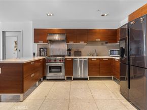 6735 Yucca St 404, Hollywood CA 90028