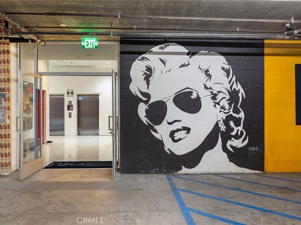 6735 Yucca St 404, Hollywood CA 90028