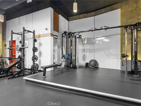 6735 Yucca St 404, Hollywood CA 90028