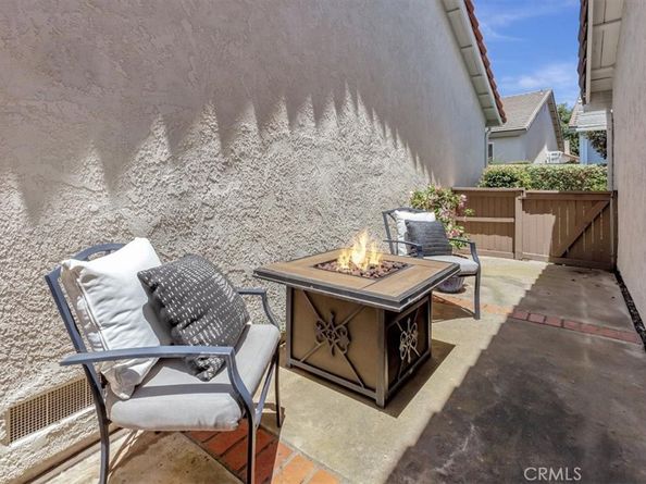27865 Espinoza, Mission Viejo CA 92692