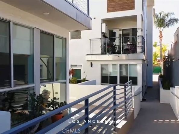 1245 N New Hampshire Avenue 8, Los Angeles CA 90029