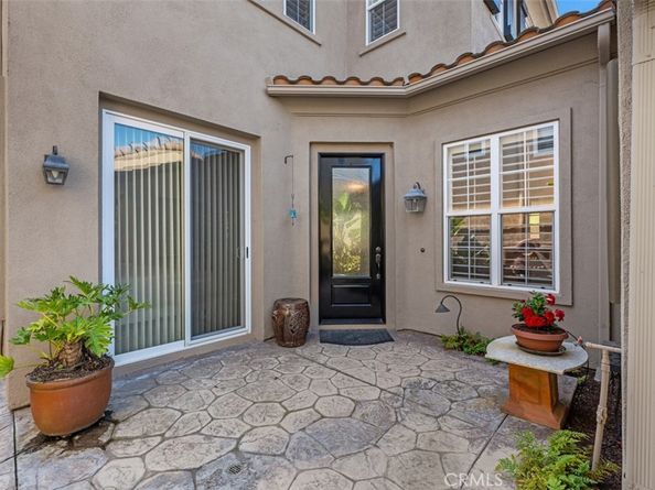 6266 Jasmine Drive, Huntington Beach CA 92648