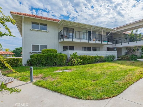 2294 Via Puerta, #D, Laguna Woods CA 92637