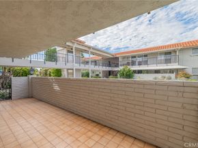 2294 Via Puerta, #D, Laguna Woods CA 92637