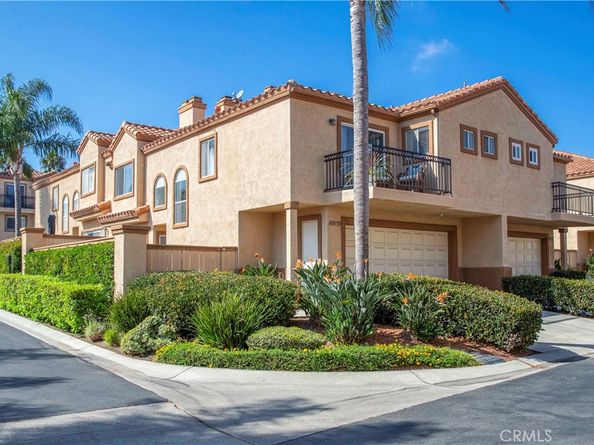 18859 Milos Circle, Huntington Beach CA 92648