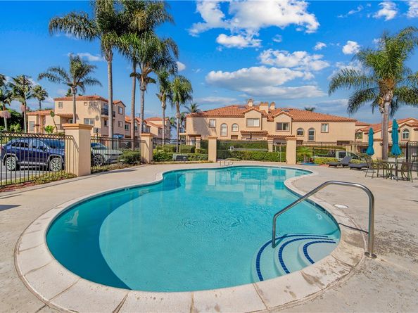 18859 Milos Circle, Huntington Beach CA 92648