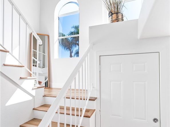 18859 Milos Circle, Huntington Beach CA 92648