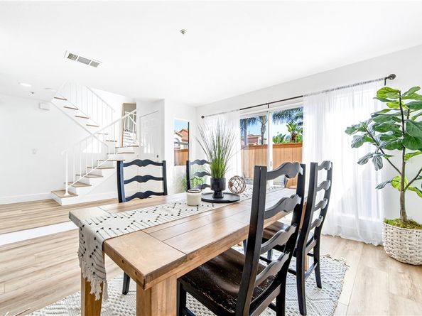 18859 Milos Circle, Huntington Beach CA 92648