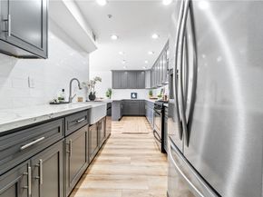 18859 Milos Circle, Huntington Beach CA 92648