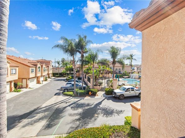 18859 Milos Circle, Huntington Beach CA 92648
