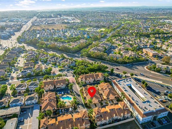 18859 Milos Circle, Huntington Beach CA 92648