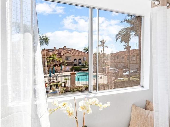 18859 Milos Circle, Huntington Beach CA 92648