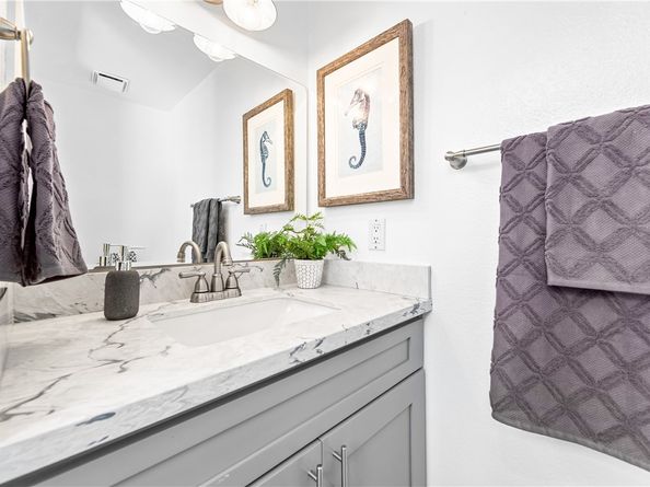 18859 Milos Circle, Huntington Beach CA 92648