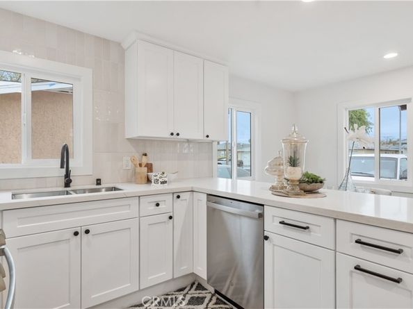 802 S Olive Avenue, Alhambra CA 91803
