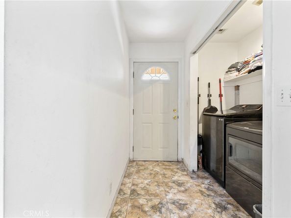 10933 Anzac, Los Angeles CA 90059