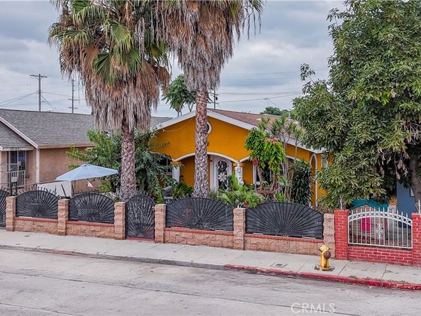 10933 Anzac, Los Angeles CA 90059