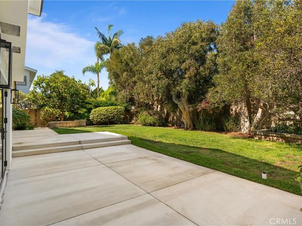 2036 Mandarin Drive, Costa Mesa CA 92626