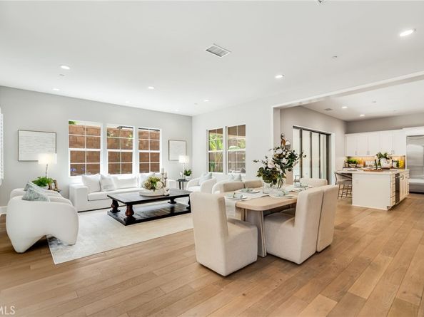 126 Paxton, Irvine CA 92620