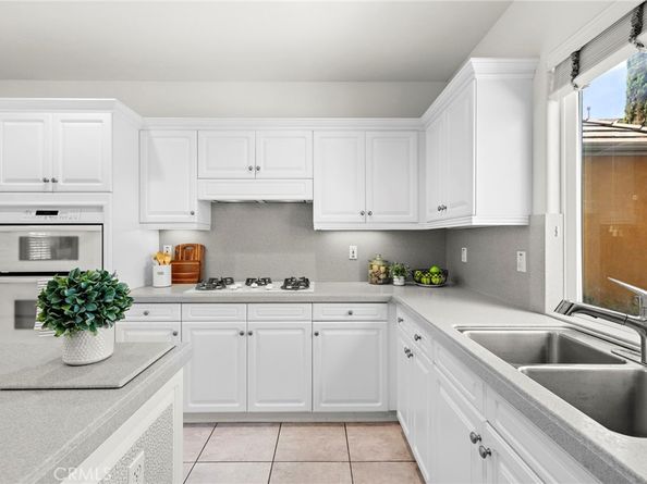 63 Tuberose Street, Ladera Ranch CA 92694