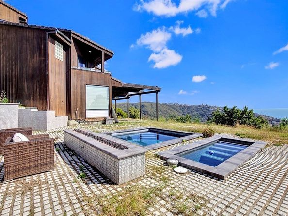 2155 Temple Hills Drive, Laguna Beach CA 92651