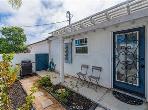 402 Indianapolis Avenue, Huntington Beach CA 92648