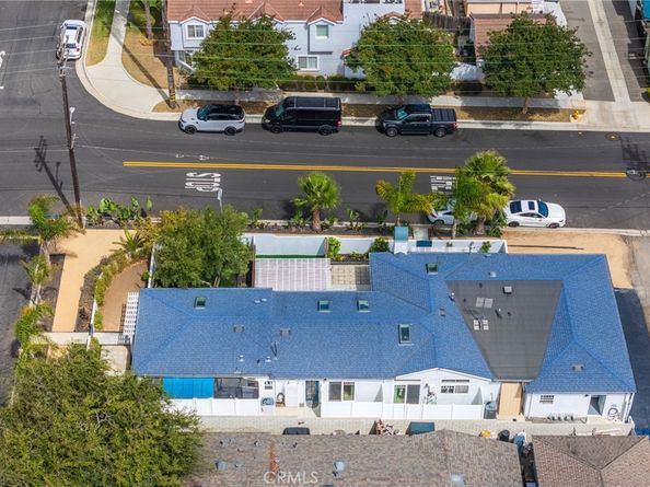 402 Indianapolis Avenue, Huntington Beach CA 92648