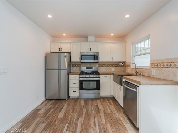 402 Indianapolis Avenue, Huntington Beach CA 92648