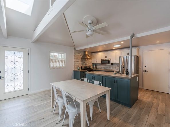 402 Indianapolis Avenue, Huntington Beach CA 92648
